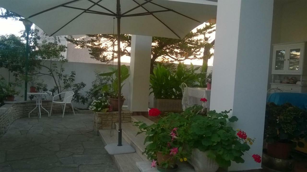 B&B Il Villino Torre Dell'Orso Eksteriør bilde